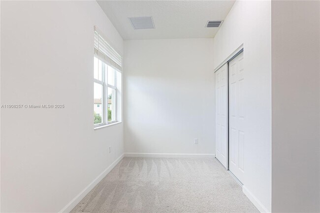 Building Photo - 4830 Navali Dr