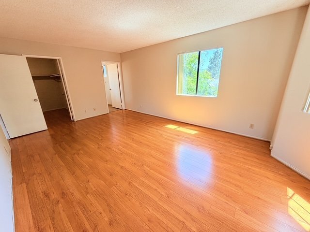 Building Photo - 430 E San Jose Ave