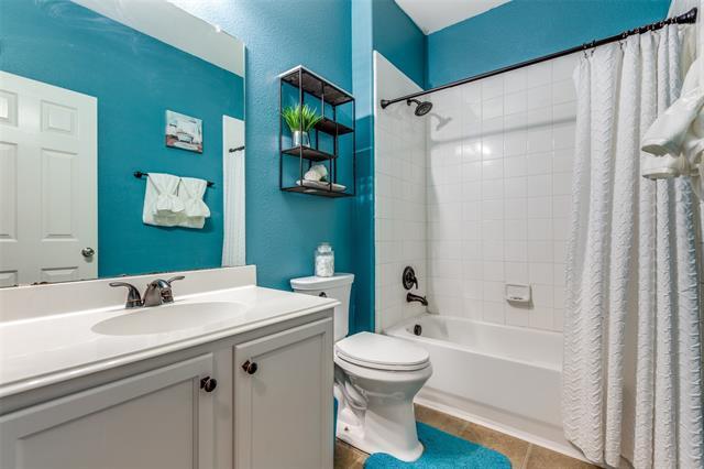 Building Photo - 1427 Hanover Ln