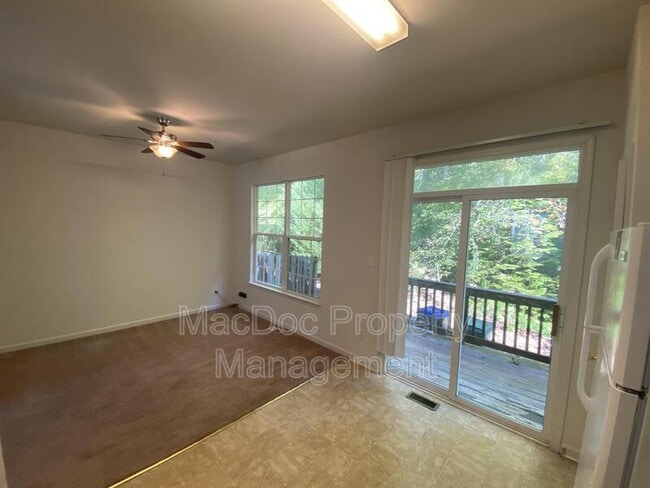 Building Photo - 4249 Normandy Ct