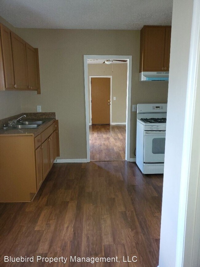 Building Photo - 2 br, 1 bath House - 1421 1/2 Cherokee Street