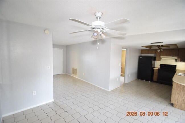 Building Photo - 7338 Foxbloom Dr