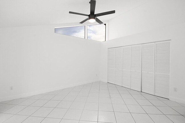 Building Photo - 5805 Golden Eagle Cir