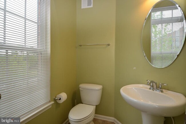 Building Photo - 1031 Ironwood Ln