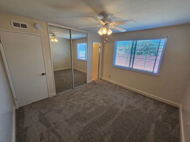 Building Photo - Charming 3-Bedroom, 2-Bath Home in Desirab...
