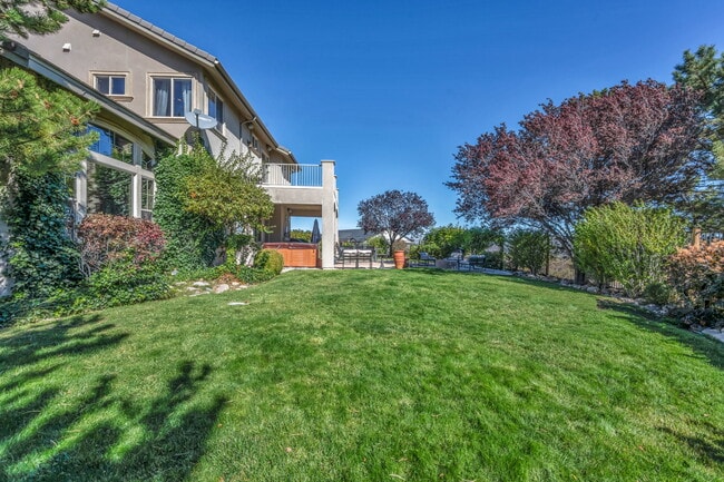 Building Photo - 1520 Taos Ln