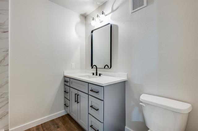 Building Photo - 5909 Gaston Ave