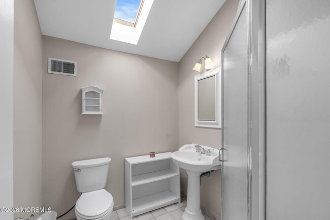 Building Photo - 80 Wilson Ave