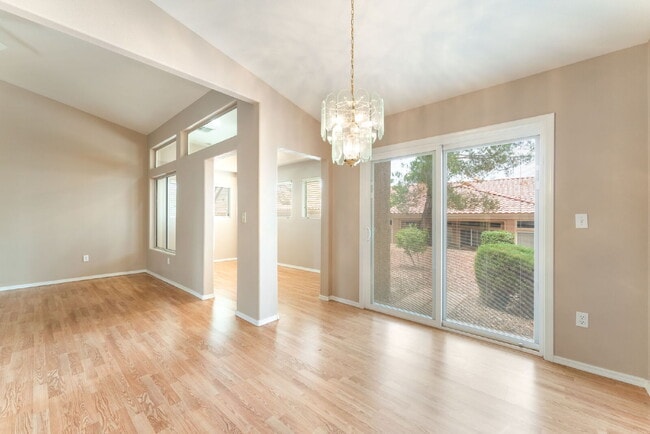 Building Photo - Sun City Summerlin 2 bedroom and 2 bathroom in a  55 and older Neighborhood