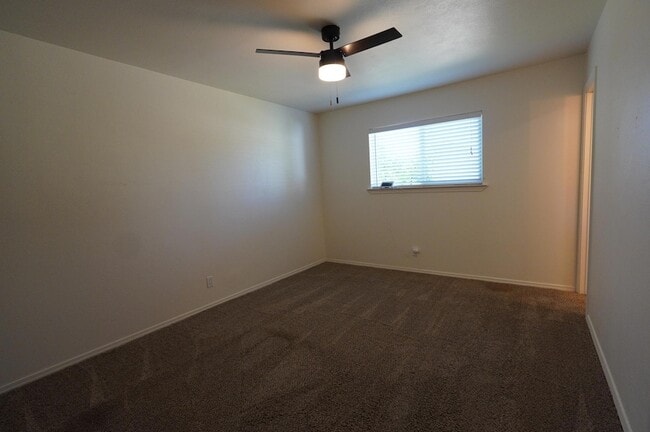 Building Photo - 6501 Dungan St NE