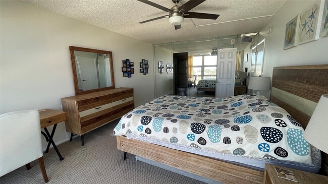 Building Photo - 531 N Ocean Blvd