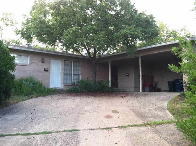 Primary Photo - 2310 Rebel Rd