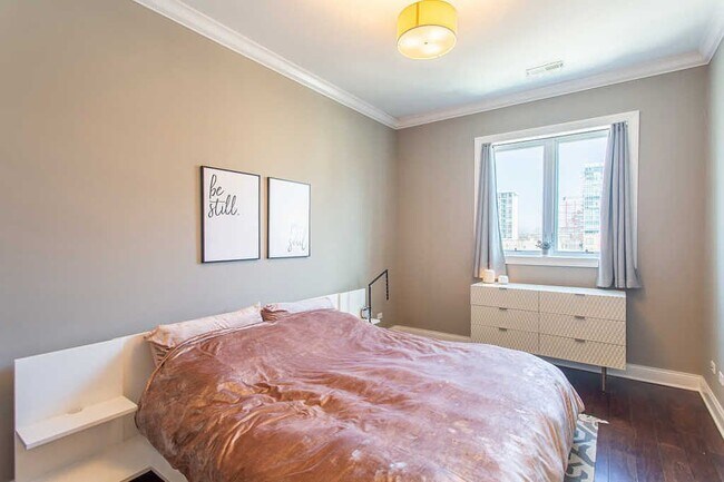 Building Photo - 1845 S State St