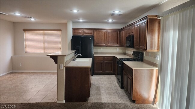 Building Photo - 853 Patagonia Ridge Ave