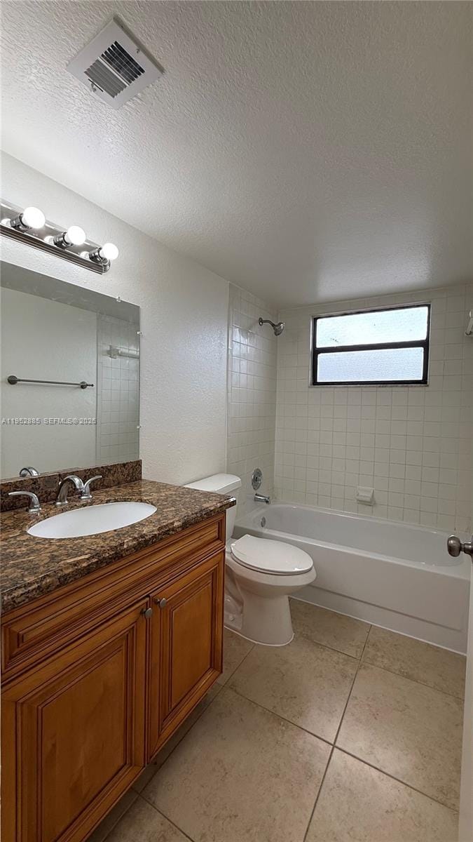 Building Photo - 1453 Lake Crystal Dr