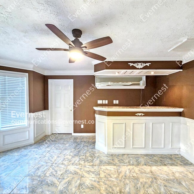 Building Photo - 425 Brunswick Cir