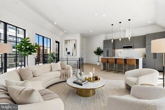 Building Photo - 2121 Ward Pl NW