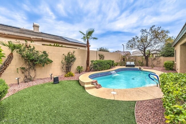 Building Photo - 10640 Warrior Ct