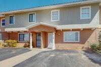 Building Photo - North Valley 3 bedroom Townhouse