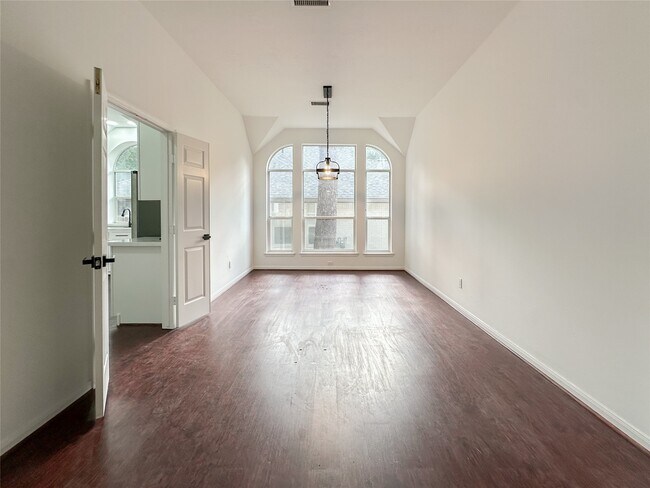 Building Photo - 93 N Acacia Park Cir