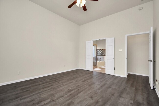 Building Photo - 2626 Orchard Creek Ln