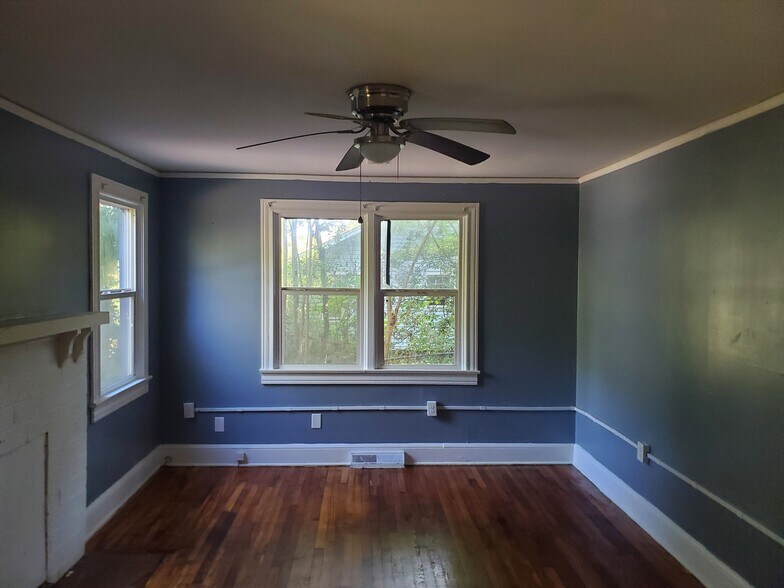 Living Room - 1205 Tribble St