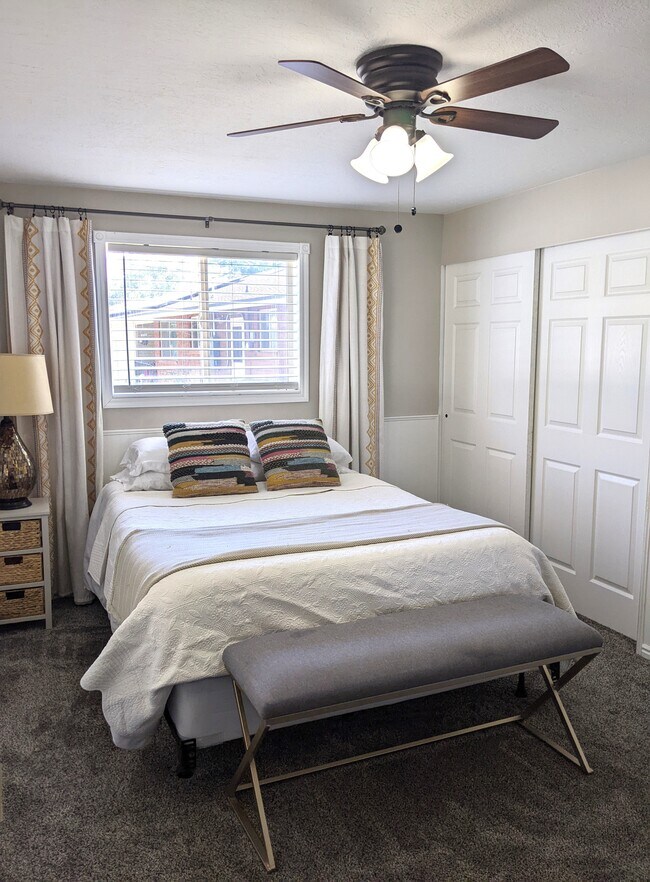 Master Bedroom Double-Wide Closet - 1820 N Afton Cir