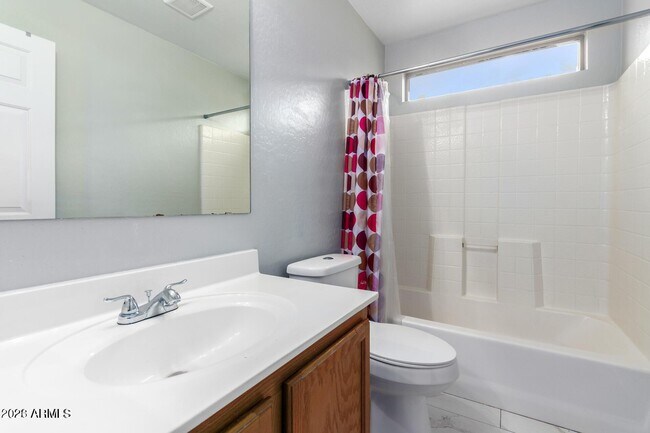Building Photo - 2739 E Indian Wells Pl