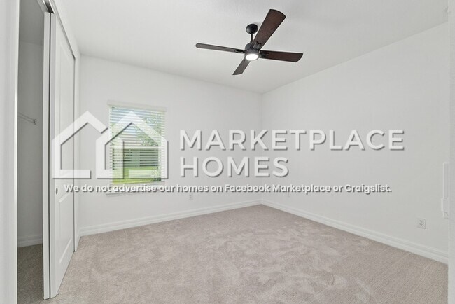 Building Photo - 1355 SE 43rd Rd