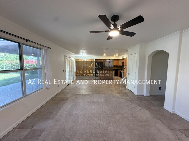Building Photo - 1150 S Cholla St
