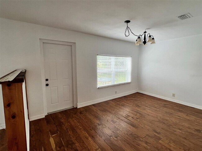 Building Photo - 11401 64th Terrace N