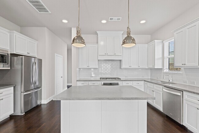 Building Photo - 126 Wimberly St