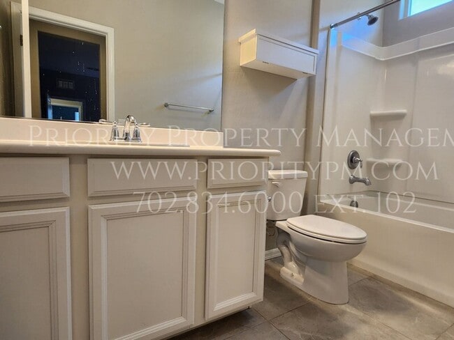 Building Photo - ~~COMING SOON~~Stunning SW Beauty! 4 Bedro...