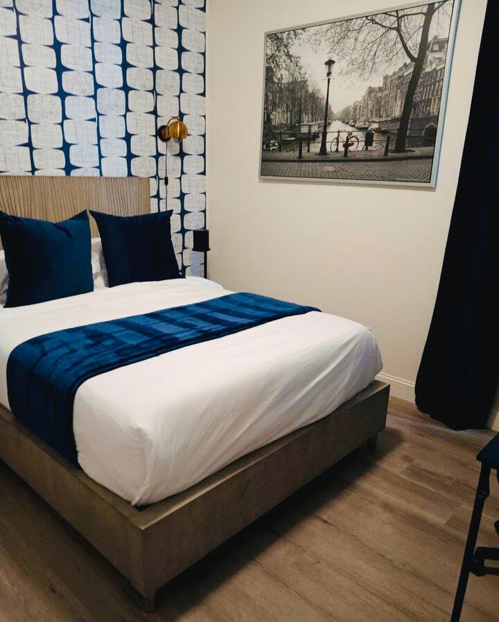 Building Photo - 528 Bronze Forest Dr