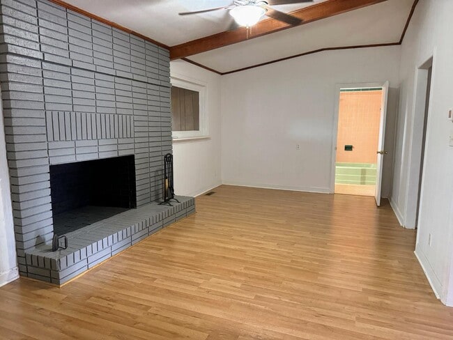 Building Photo - 515 Gaddy Rd