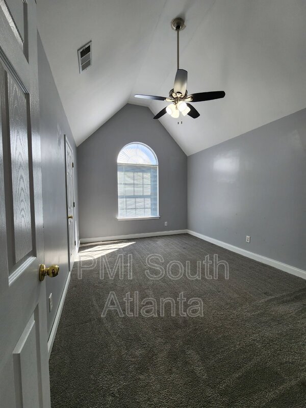 Building Photo - 2085 Winding Crossing Trail