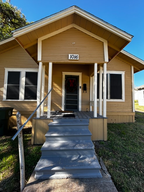Building Photo - 1016 S 29th St
