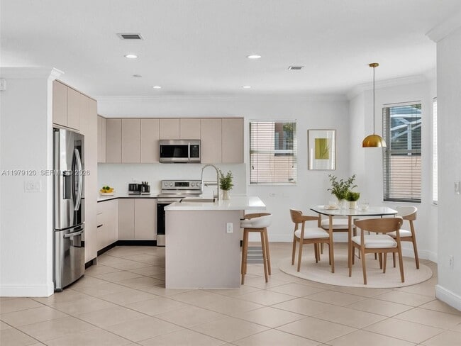 Building Photo - 15363 NW 14th Rd