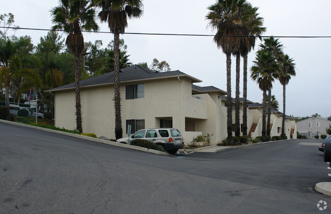 Primary Photo - Westbrook Apartments