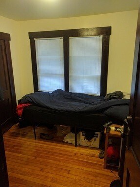 Building Photo - NEWLY RENOVATED NORTH CAMPUS - 6 BEDROOM 4 FULL BATHROOMS. THIS ONE HAS IT ALL!