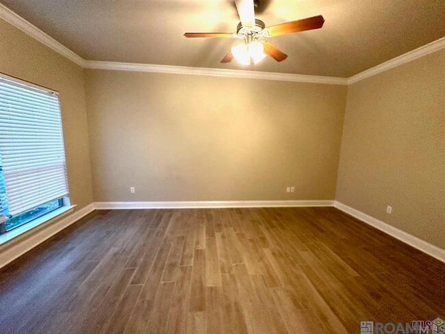 Building Photo - 41188 Lakeway Cove Ave