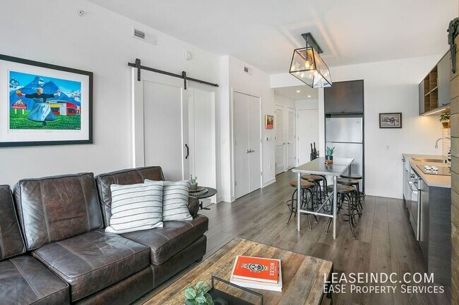 Building Photo - 2030 8th St NW