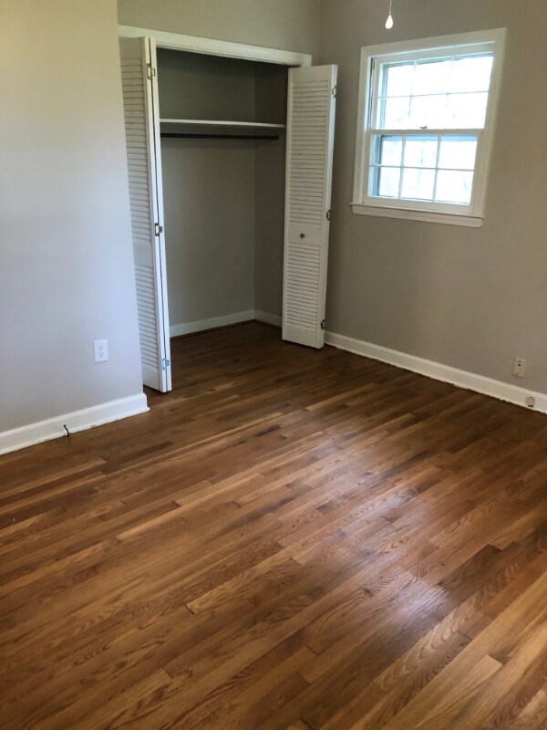 Building Photo - 275 Dan Valley Rd