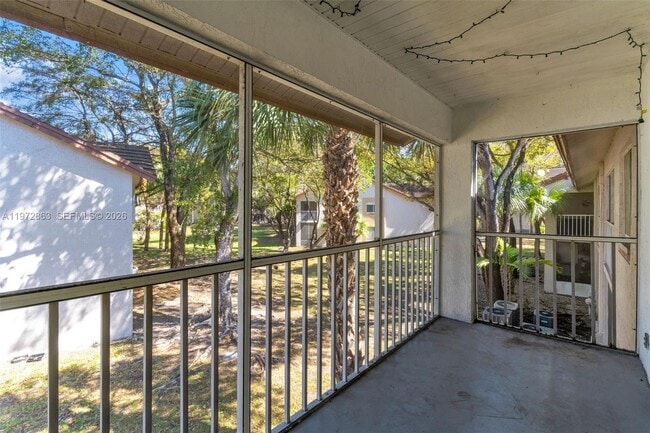 Building Photo - 14043 SW 91st Terrace