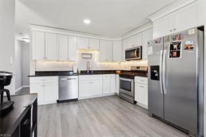 Building Photo - 408 Roosevelt Dr