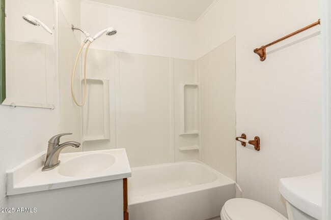 Building Photo - 143 W Pima Ave