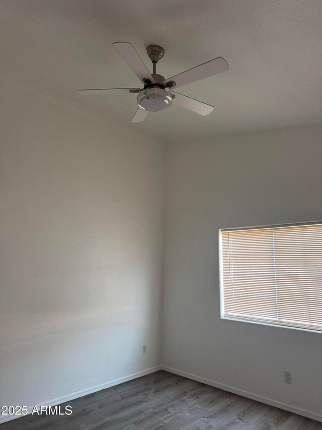 Building Photo - 726 S Nebraska St