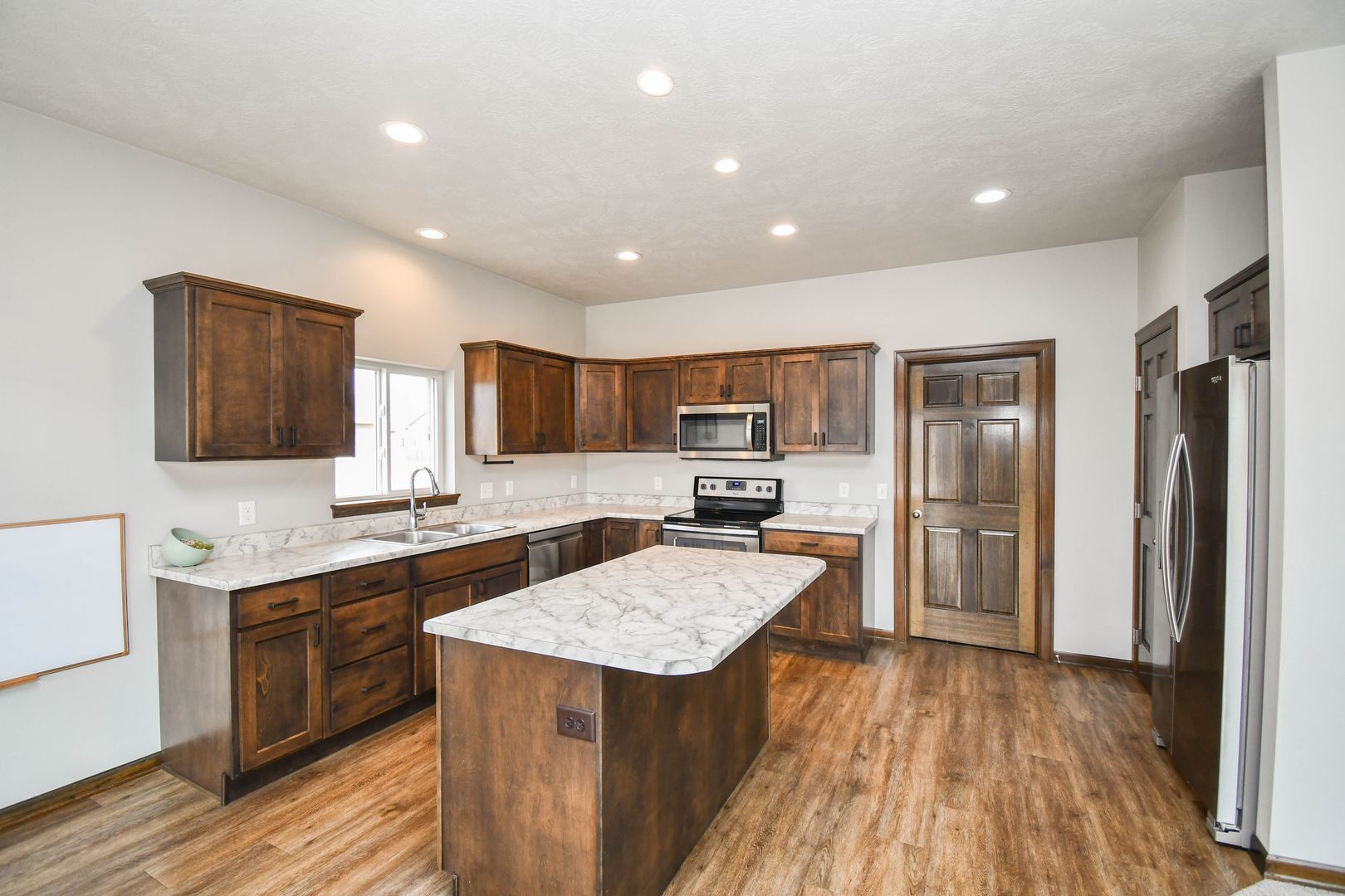 Building Photo - 7301 E Corinth St