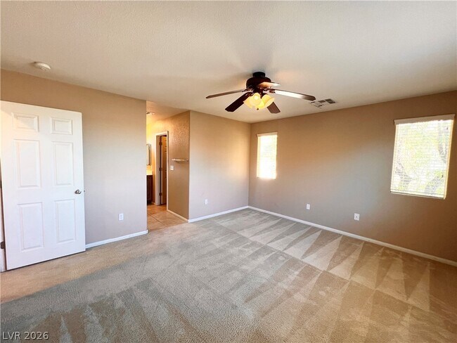 Building Photo - 6067 W Dewey Dr