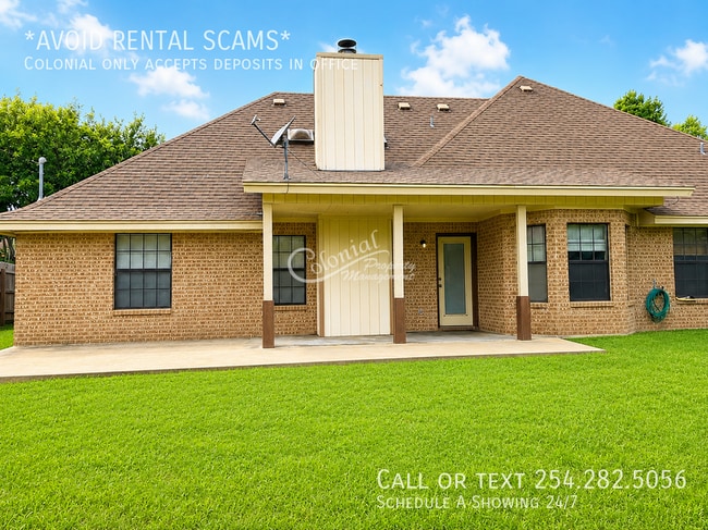 Building Photo - 801 Doubles Ct